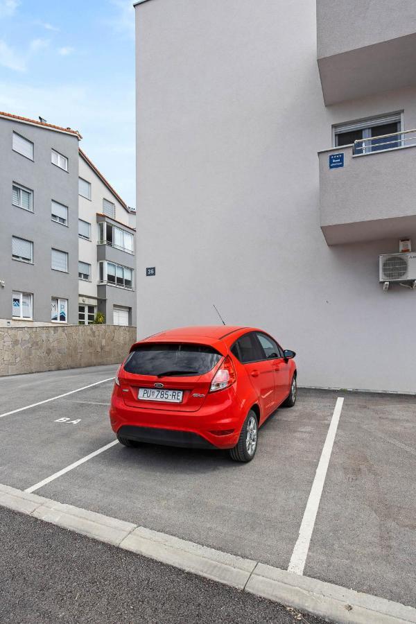 Apartment Leone Medulin Exterior foto